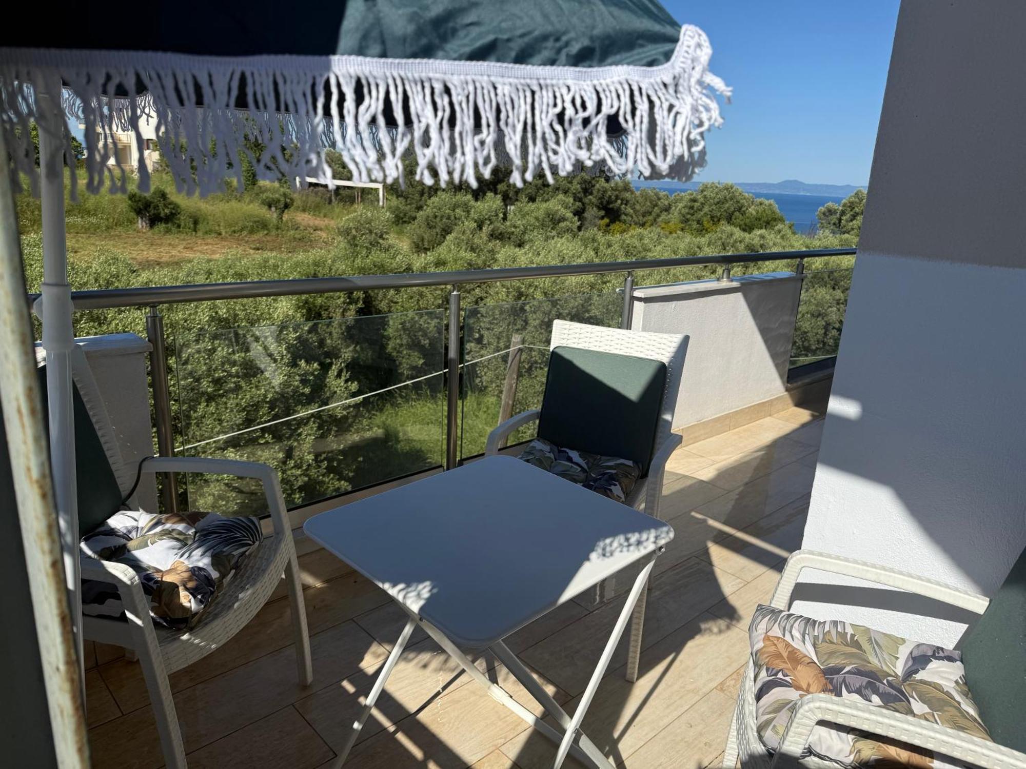 Villa Evita , Penthouse, 53M2 ,Athytos 450M From The Beach アフィトス エクステリア 写真